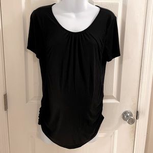 Black short-sleeved maternity /nursing top | sz M